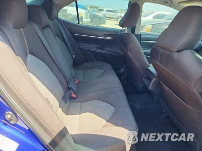 Zdjęcie 10 z 12 samochodu: 2018 TOYOTA CAMRY LE VIN:4T1B11HK6JU598991 - miniatura