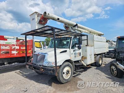 2003 INTERNATIONAL 4300 FORESTRY BUCKET TRUCK 3HTMMAAN93N586640 - główne zdjęcie licytacji z USA - miniatura