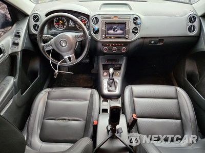 Zdjęcie 8 z 13 samochodu: 2017 VOLKSWAGEN TIGUAN S VIN:WVGBV7AX2HK037626 - miniatura