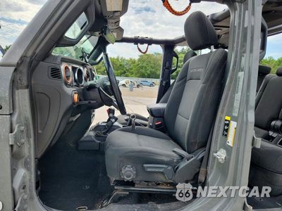 Zdjęcie 7 z 12 samochodu: 2020 JEEP GLADIATOR OVERLAND VIN:1C6HJTFG6LL198406 - miniatura