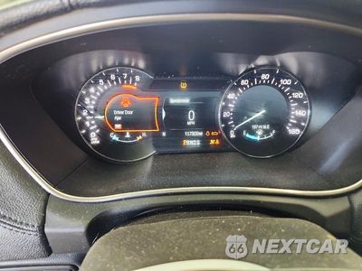 Zdjęcie 9 z 13 samochodu: 2017 LINCOLN MKX SELECT VIN:2LMPJ6KP5HBL51148 - miniatura