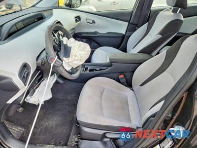 Zdjęcie 7 z 12 samochodu: 2021 TOYOTA PRIUS LE VIN:JTDKAMFU0M3128220 - miniatura