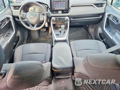 Zdjęcie 8 z 13 samochodu: 2020 TOYOTA RAV4 LE VIN:2T3F1RFV0LW096775 - miniatura