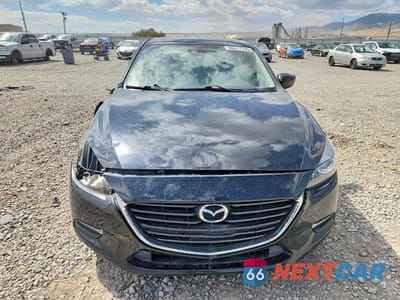 Piąte zdjęcie samochodu w środku: 2018 MAZDA 3 TOURING VIN:3MZBN1V35JM273272 - miniatura