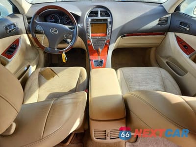 Zdjęcie 9 z 13 samochodu: 2011 LEXUS ES 350 VIN:JTHBK1EG4B2421014 - miniatura
