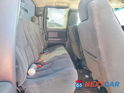Zdjęcie 10 z 13 samochodu: 2003 CHEVROLET SILVERADO K1500 VIN:2GCEK19T231345400 - miniatura