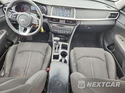 Zdjęcie 8 z 13 samochodu: 2020 KIA OPTIMA LX VIN:5XXGT4L36LG428144 - miniatura