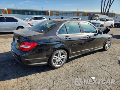Trzecie zdjęcie samochodu z tyłu: 2014 MERCEDES-BENZ C 250 VIN:WDDGF4HB1ER311133 - miniatura