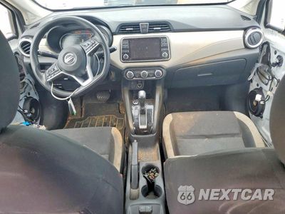 Zdjęcie 8 z 13 samochodu: 2021 NISSAN VERSA SV VIN:3N1CN8EV9ML896554 - miniatura