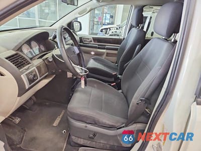 Zdjęcie 7 z 13 samochodu: 2010 DODGE GRAND CARAVAN SXT VIN:2D4RN5D15AR405435 - miniatura