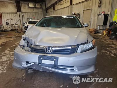 Piąte zdjęcie samochodu w środku: 2012 HONDA CIVIC LX VIN:19XFB2F57CE023502 - miniatura