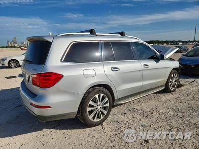 Trzecie zdjęcie samochodu z tyłu: 2014 MERCEDES-BENZ GL 450 4MATIC VIN:4JGDF7CE5EA293245 - miniatura