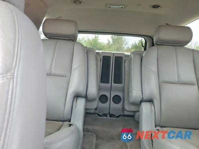 Zdjęcie 10 z 13 samochodu: 2008 GMC YUKON VIN:1GKFK13008J141912 - miniatura