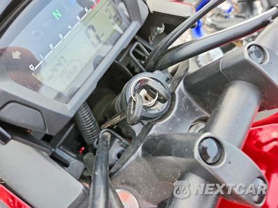 Zdjęcie 8 z 9 samochodu: 2014 HONDA CTX700 N VIN:JH2RC6807EK001767 - miniatura