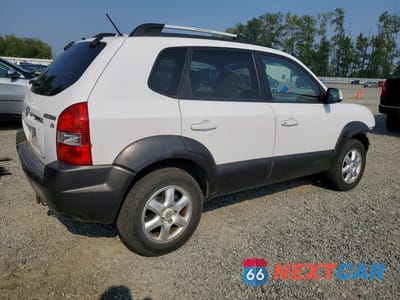 Trzecie zdjęcie samochodu z tyłu: 2005 HYUNDAI TUCSON GLS VIN:KM8JN72D25U083375 - miniatura