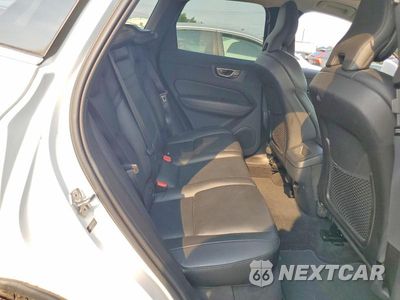 Zdjęcie 11 z 14 samochodu: 2019 VOLVO XC60 T5 VIN:LYV102RK2KB214501 - miniatura