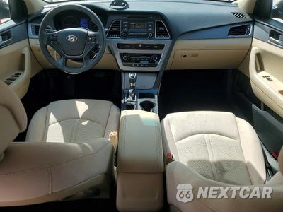 Zdjęcie 8 z 12 samochodu: 2017 HYUNDAI SONATA SE VIN:5NPE24AF7HH593588 - miniatura