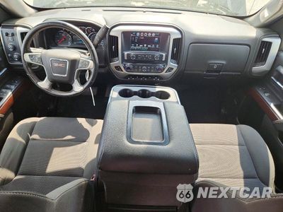 Zdjęcie 8 z 12 samochodu: 2018 GMC SIERRA K1500 SLT VIN:3GTU2NER6JG425607 - miniatura
