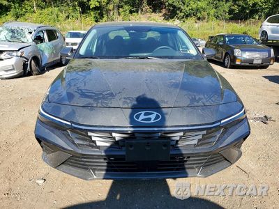 Piąte zdjęcie samochodu w środku: 2025 HYUNDAI ELANTRA SEL VIN:KMHLS4DG7SU940602 - miniatura