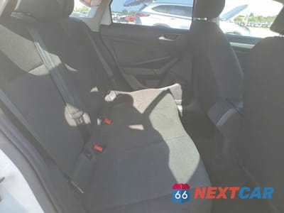 Zdjęcie 10 z 12 samochodu: 2019 VOLKSWAGEN JETTA S VIN:3VWC57BU9KM120366 - miniatura