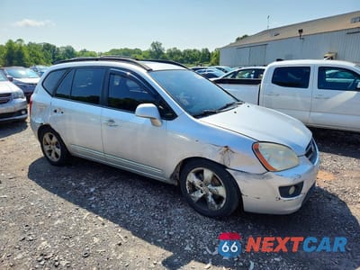 Czwarte zdjęcie samochodu z boku: 2008 KIA RONDO LX VIN:KNAFG526X87194038 - miniatura