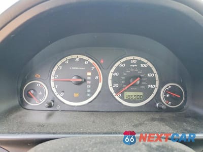 Zdjęcie 9 z 13 samochodu: 2002 HONDA CR-V LX VIN:JHLRD68432C009642 - miniatura