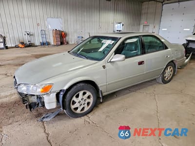 2000 TOYOTA CAMRY LE V6 4T1BF28KXYU102303 - główne zdjęcie licytacji z USA - miniatura
