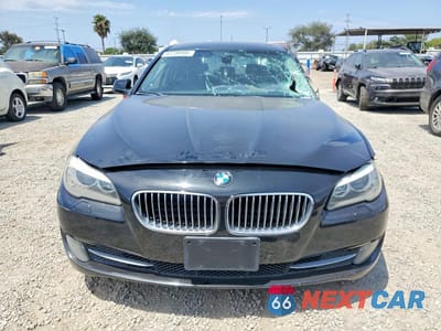 Piąte zdjęcie samochodu w środku: 2011 BMW 528 I VIN:WBAFR1C5XBDS36077 - miniatura