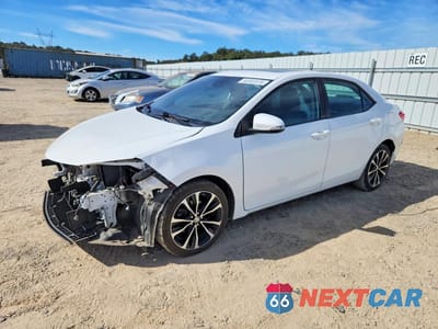 2017 TOYOTA COROLLA XSE 2T1BURHE4HC756031 - główne zdjęcie licytacji z USA - miniatura