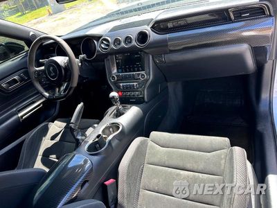 Piąte zdjęcie samochodu w środku: 2017 FORD MUSTANG SHELBY GT350 VIN:1FA6P8JZXH5523533 - miniatura