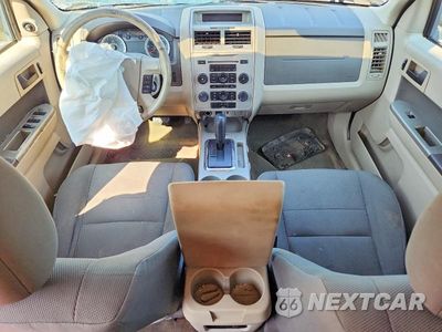 Zdjęcie 8 z 12 samochodu: 2009 FORD ESCAPE XLT VIN:1FMCU03G49KB29785 - miniatura