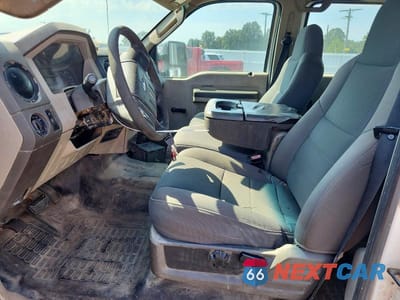 Zdjęcie 7 z 12 samochodu: 2009 FORD F350 SUPER DUTY VIN:1FDSW35599EA94212 - miniatura