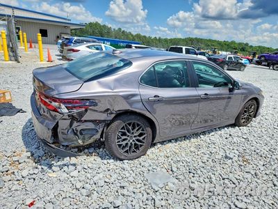 Trzecie zdjęcie samochodu z tyłu: 2024 TOYOTA CAMRY LE VIN:4T1C11AK2RU213808 - miniatura