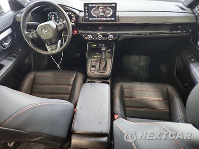 Zdjęcie 8 z 13 samochodu: 2024 HONDA CR-V SPORT TOURING VIN:7FARS6H94RE040916 - miniatura