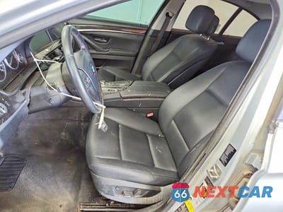 Zdjęcie 7 z 12 samochodu: 2012 BMW 528 XI VIN:WBAXH5C50CDW06422 - miniatura