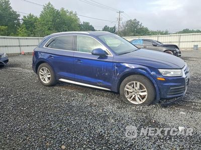 Czwarte zdjęcie samochodu z boku: 2020 AUDI Q5 PREMIUM VIN:WA1ANAFYXL2099387 - miniatura