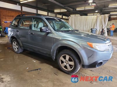 Czwarte zdjęcie samochodu z boku: 2011 SUBARU FORESTER 2.5X VIN:JF2SHABC3BH727833 - miniatura