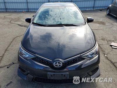 Piąte zdjęcie samochodu w środku: 2016 SCION IM BASE VIN:JTNKARJE5GJ514561 - miniatura
