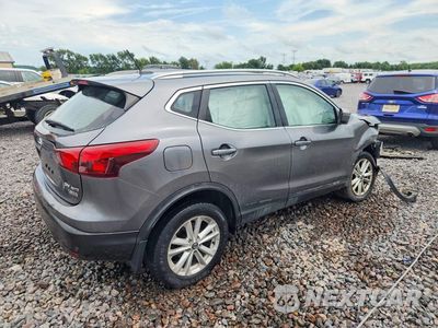 Trzecie zdjęcie samochodu z tyłu: 2019 NISSAN ROGUE SPORT SV VIN:JN1BJ1CR5KW328779 - miniatura