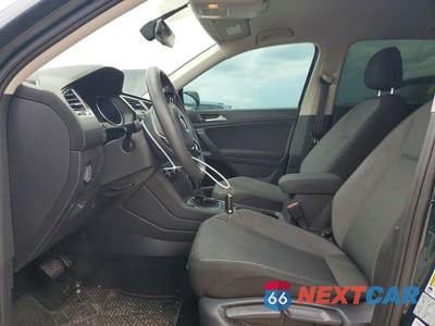 Zdjęcie 7 z 13 samochodu: 2019 VOLKSWAGEN TIGUAN S VIN:3VV1B7AX5KM126665 - miniatura