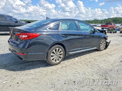 Trzecie zdjęcie samochodu z tyłu: 2017 HYUNDAI SONATA SPORT VIN:5NPE34AF3HH441143 - miniatura