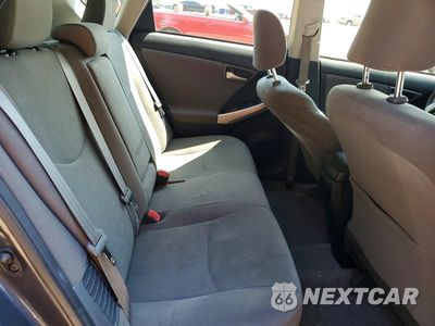 Zdjęcie 10 z 12 samochodu: 2014 TOYOTA PRIUS THREE VIN:JTDKN3DU5E1807835 - miniatura