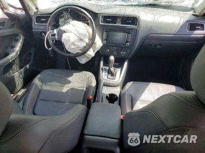 Zdjęcie 8 z 12 samochodu: 2012 VOLKSWAGEN JETTA SE VIN:3VWDP7AJ3CM407080 - miniatura