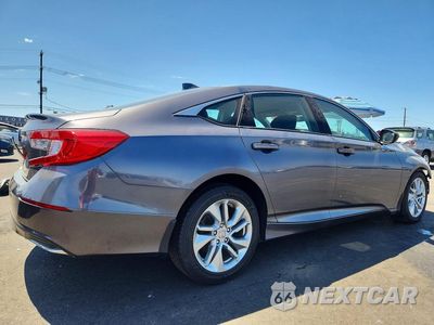 Trzecie zdjęcie samochodu z tyłu: 2019 HONDA ACCORD LX VIN:1HGCV1F15KA042196 - miniatura