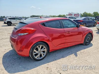 Trzecie zdjęcie samochodu z tyłu: 2016 HYUNDAI VELOSTER BASE VIN:KMHTC6ADXGU299715 - miniatura