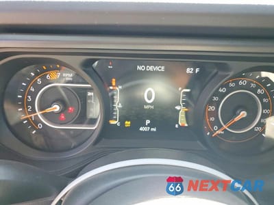 Zdjęcie 9 z 13 samochodu: 2026 JEEP WRANGLER SAHARA VIN:1C4PJXEG2TW315233 - miniatura