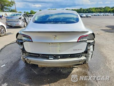 Zdjęcie 6 z 13 samochodu: 2018 TESLA MODEL 3 VIN:5YJ3E1EB5JF083393 - miniatura