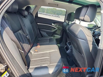 Zdjęcie 11 z 13 samochodu: 2021 AUDI E-TRON PRESTIGE VIN:WA1VABGE5MB038148 - miniatura