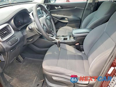 Zdjęcie 7 z 13 samochodu: 2017 KIA SORENTO LX V6 VIN:5XYPGDA59HG202093 - miniatura