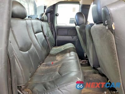 Zdjęcie 10 z 12 samochodu: 2007 CHEVROLET SILVERADO C2500 HEAVY DUTY VIN:1GBHC29U57E153132 - miniatura